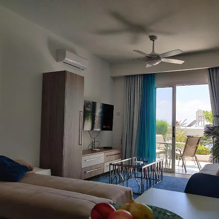 Lovely 1-bedroom Unit @ Fabulous Location * Paphos