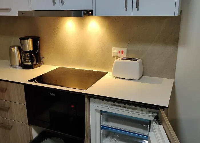 Lovely 1-bedroom Unit @ Fabulous Location Lejlighed *